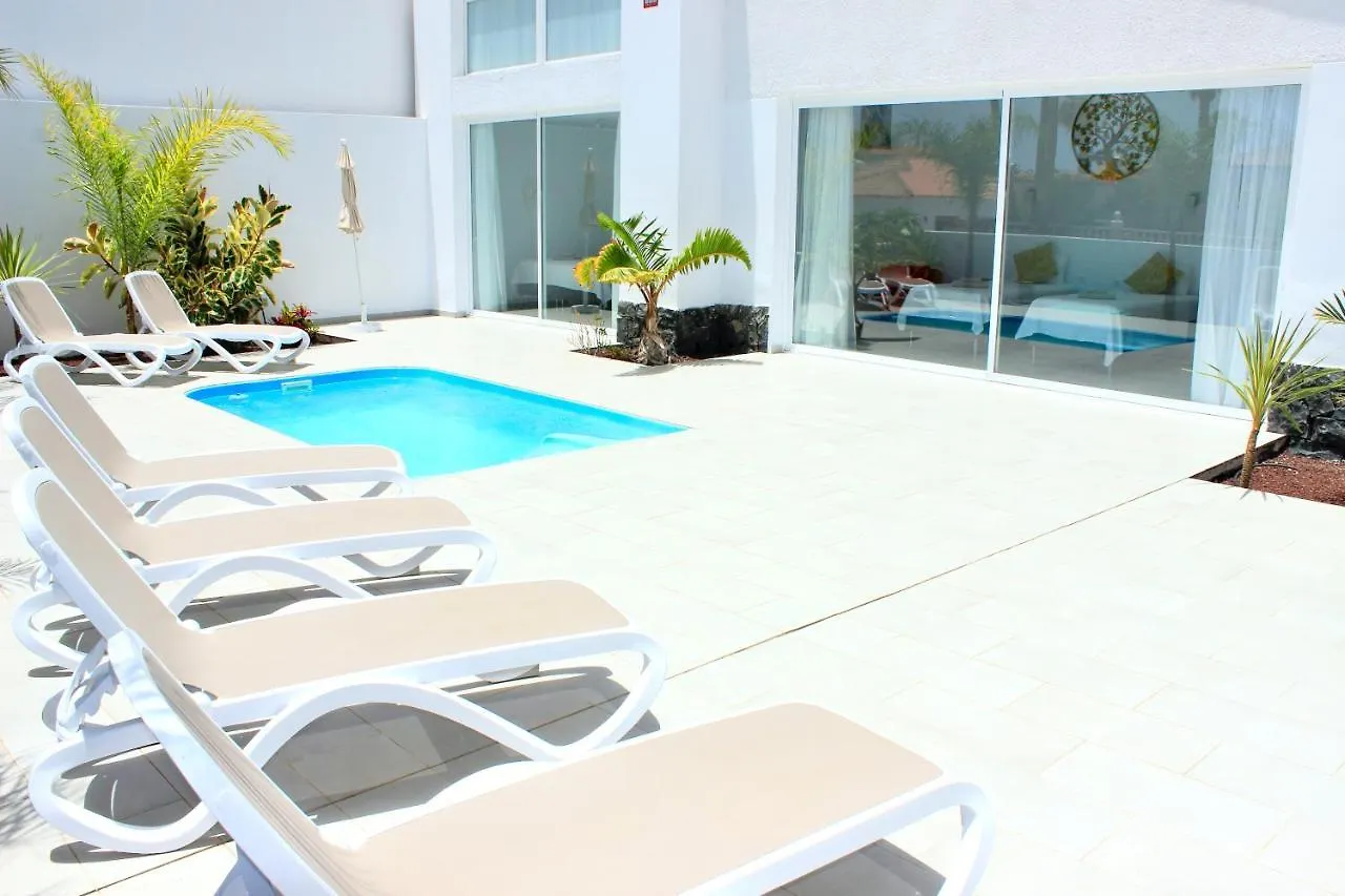 빌라 Vila Amalie - 3Bdr+3 Bath In Amarilla Golf 산미겔데아보나